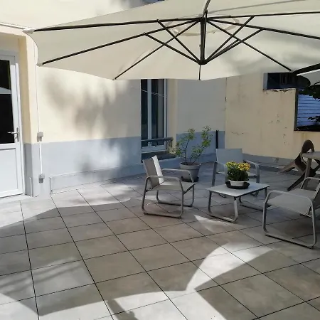 : Agreable T2 Avec Terrasse, Balcon Et Wifi - Proche Centre Et Thermes Apartment La Bourboule